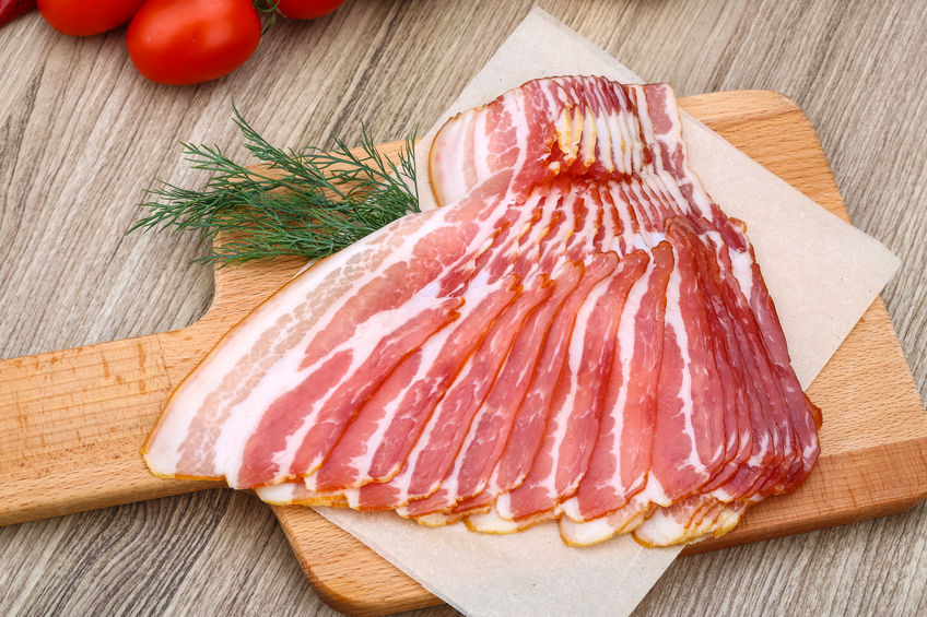 Stammt die Zutat Bacon vom Rind oder vom Schwein? Lebensmittelklarheit