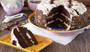 Schwarzwälder Kirschtorte mit Alkohol