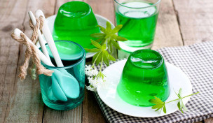 Waldmeister: Sirup, Pflanze und Pudding