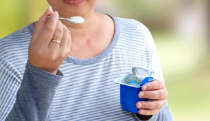 Joghurt essen
