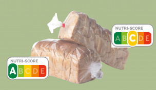 Zwei Toastbrote mit unterschiedlichem Nutriscore