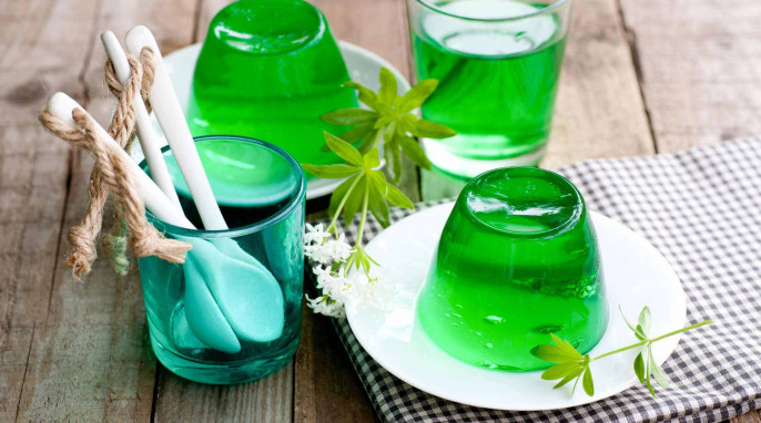 Waldmeister: Sirup, Pflanze und Pudding