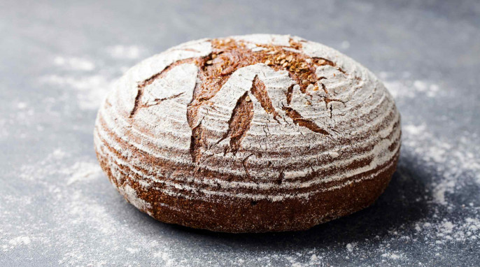 Brot-auf-grauem-hintergrund