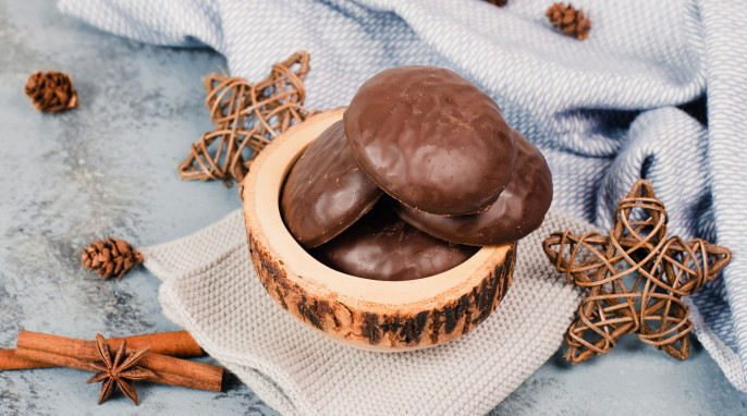 Elisenlebkuchen mit Dekoration