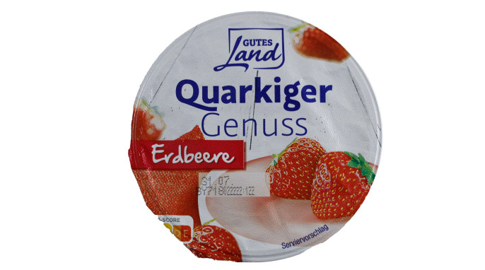 Gutes Land Quarkiger Genuss Erdbeere