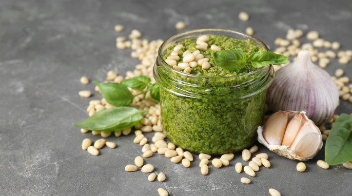 Pesto mit Zutaten