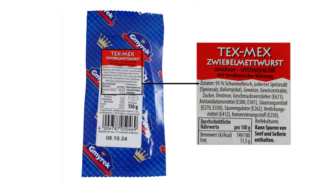 Die Zutatenliste für die Zwiebelmettwurst enthält eine Reihe Zutaten. Darunter Gewürze und Gewürzextrakt, aber keine Zwiebel. 