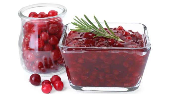 Preiselbeeren im Glas und als Kompott