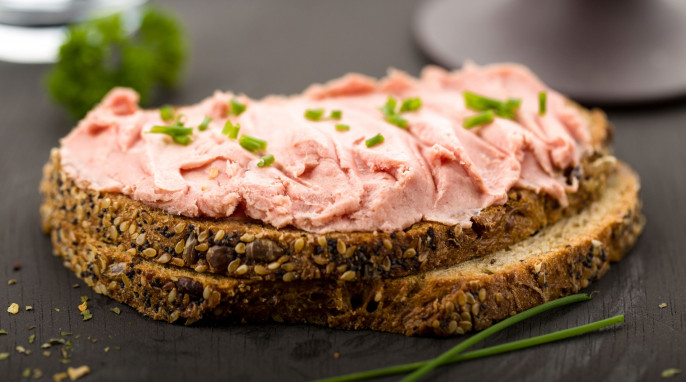 Teewurst auf einem Brot