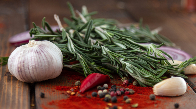 Knoblauch und Gewürze Knoblauch und Gewürze