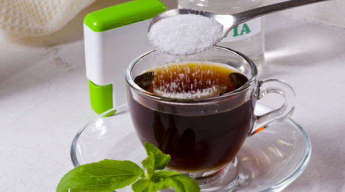 Tasse Tee mit Stevia