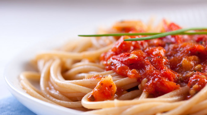 Spaghetti mit Tomatensauce