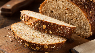 aufgeschnittenes Bio-Brot