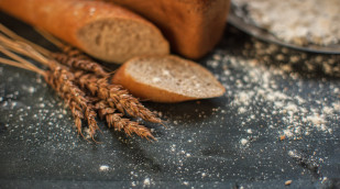 Brot mit Getreideähren