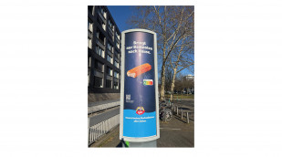Plakat iglo Fischstäbchen, 24.03.2025, Adickesallee, Frankfurt/Main