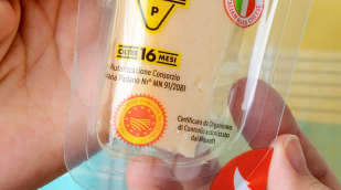 Parmesan mit geschützter Usprungsbezeichnung