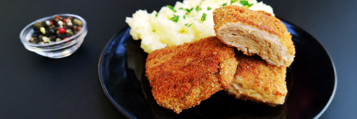 Veganes Schnitzel auf einem Teller